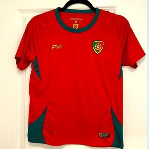 Boys Cristiano Ronaldo t-shirt. Size medium.